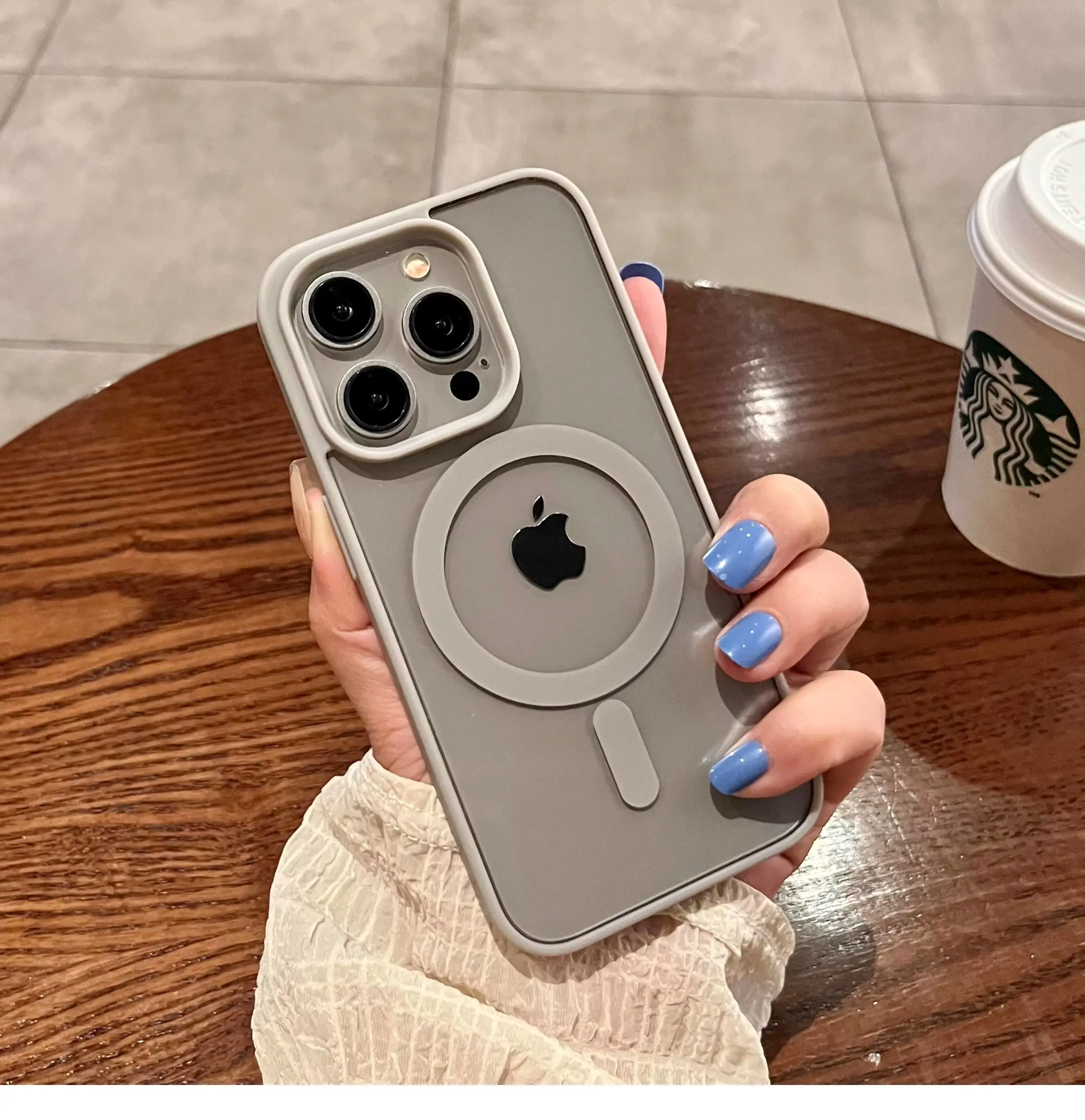 Drop-resistant Protective Shell Transparent Magnetic Wireless Charging Phone Cover for Iphones 15 Pro Max/17/16/14/13/12/11