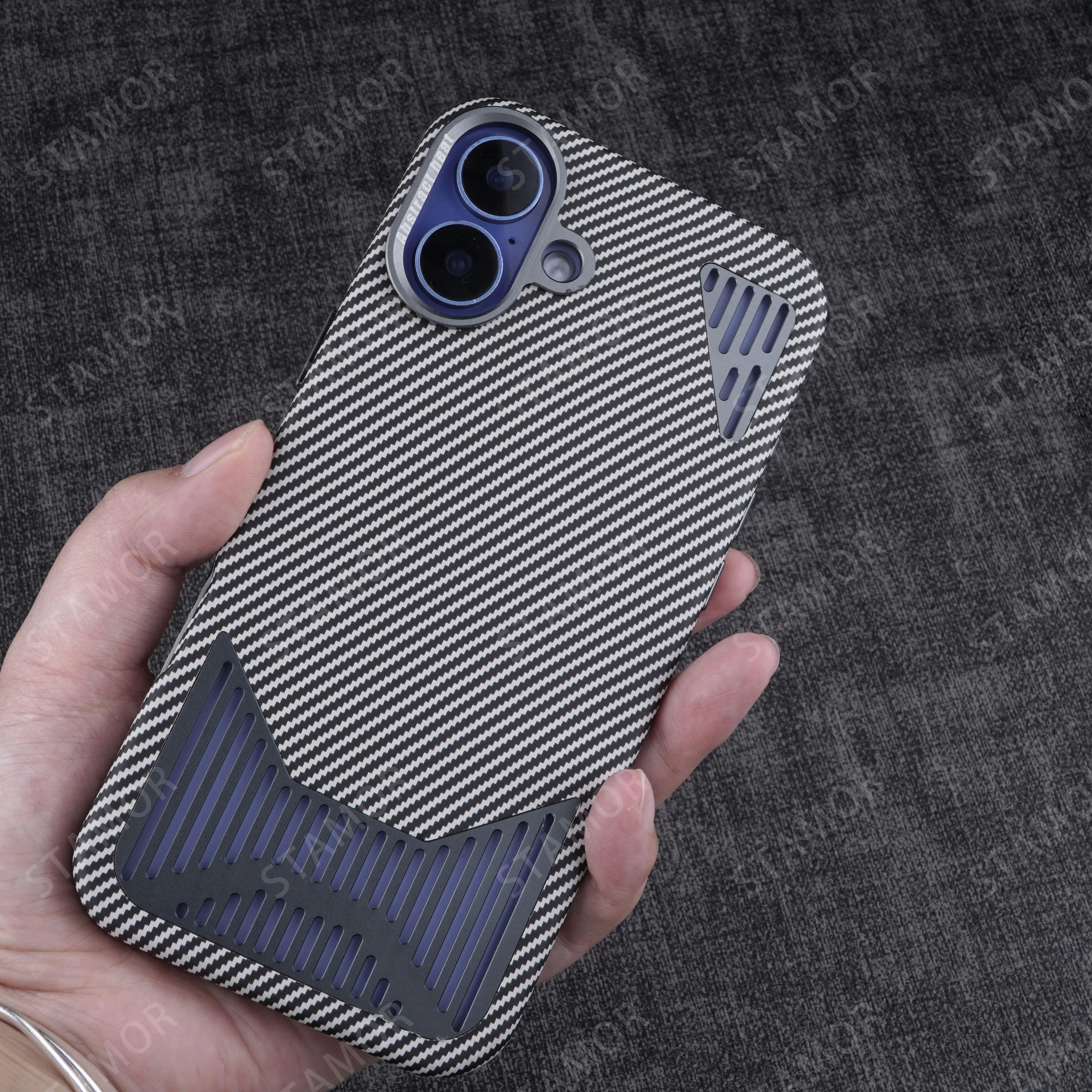 New Fashion Sports-Designed 17 Pro Phone Case Breathable Cooling Heat Dissipation Wireless Charging Aromatic Fibre Case