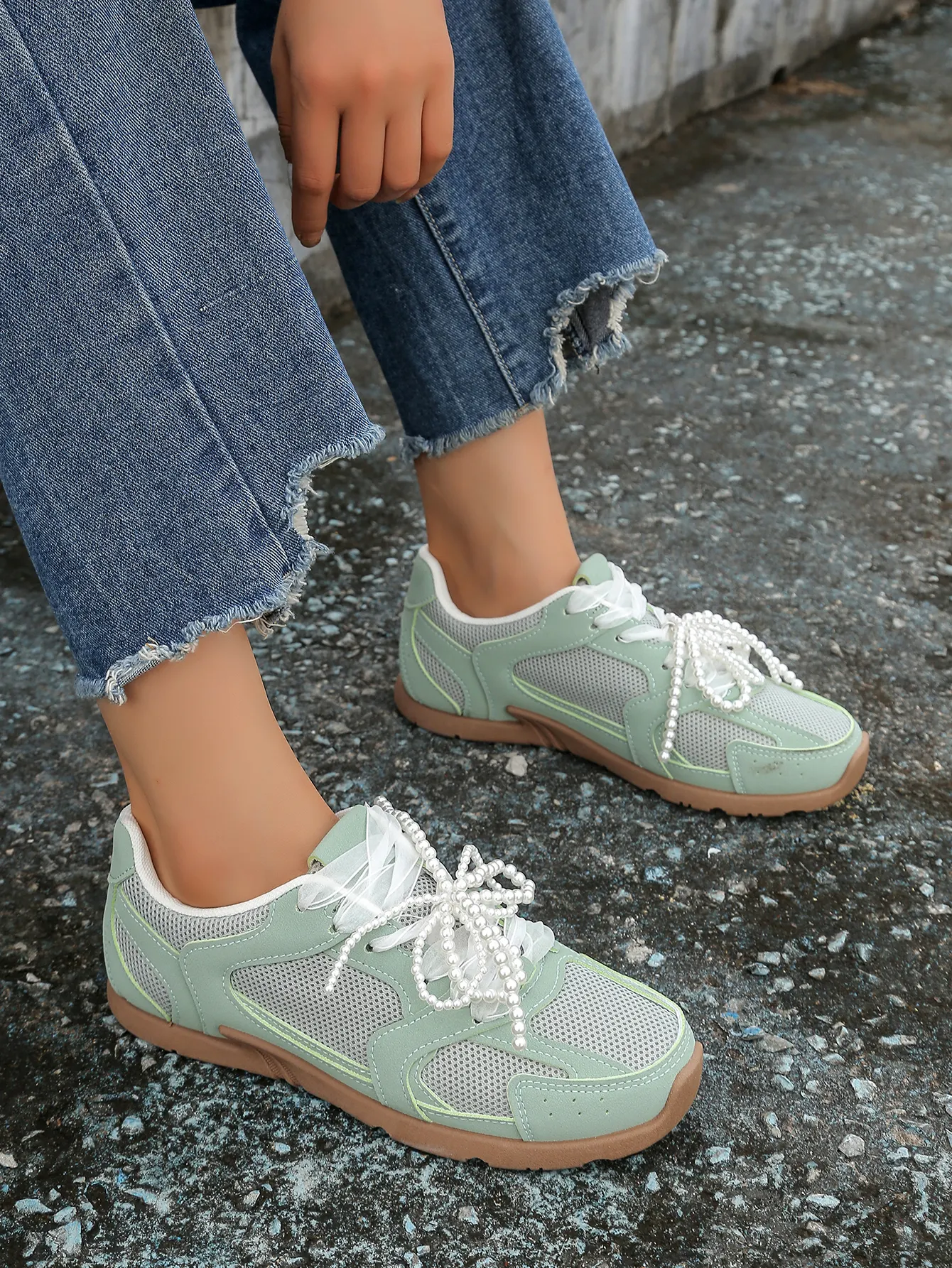 Women's Casual Sports Shoes All Comfortable Lace-Up Walking Running Skateboarding Styles Cotton Upper PU Lining Rubber Winter