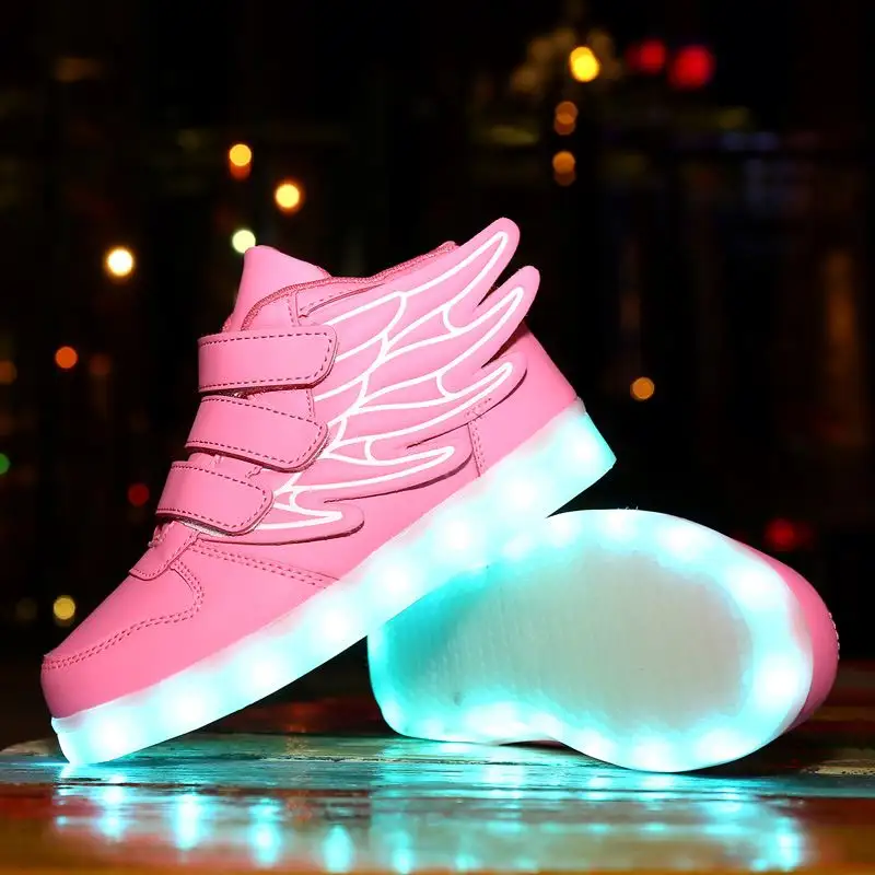 Custom Baby Outdoor Sports Casual Sneaker Kids Light up Shoes With Wing Children Skate Shoes for Kids Designers Shoes 2023