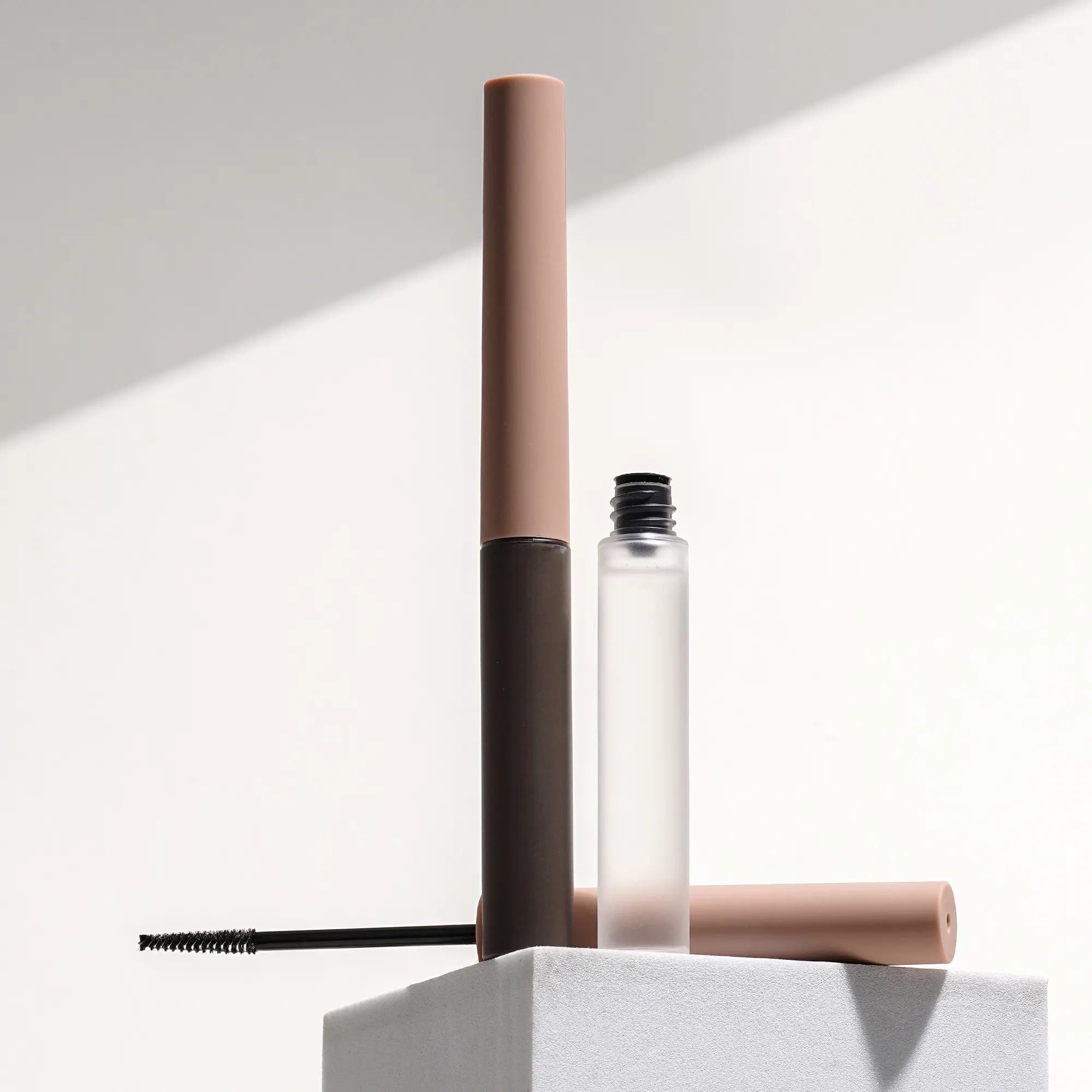 Makeup Cosmetics Products Waterproof Strong Hold Vegan Eyebrow Gel Solid Private Label Brow Enhancer Serum Eyebrow Freeze