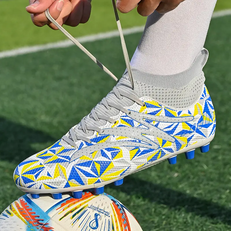 OEM Football Boots Men's Soccer Shoes Outdoor Turf Sport Shoe Football Anti-slip Spikes Soccer Shoes