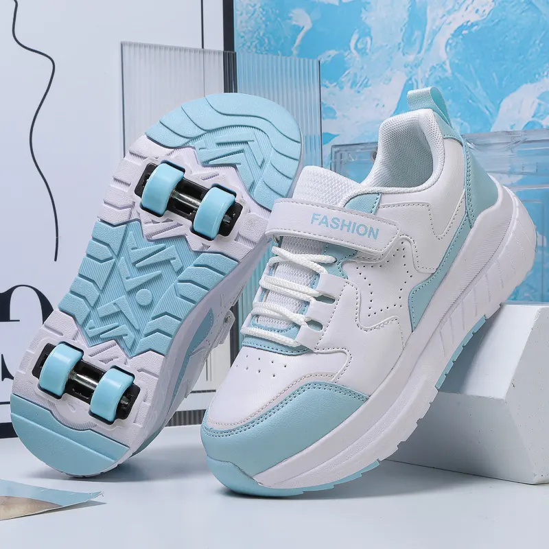 Casual Fashion Sneakers with Built-in Wheels Lightweight Skating Sports Shoes Children Roller Shoes