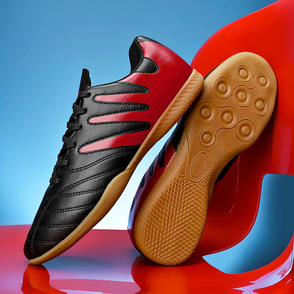 ODM/OEM Supported Soccer Shoes for Men and Women Factory Wholesale Non-Slip Indoor Sports Training Flat Bottom Design